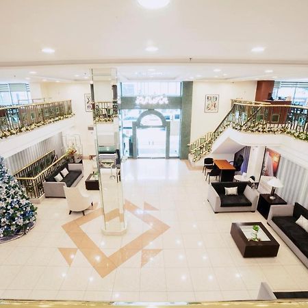 Готель The Charter House Makati City Номер фото