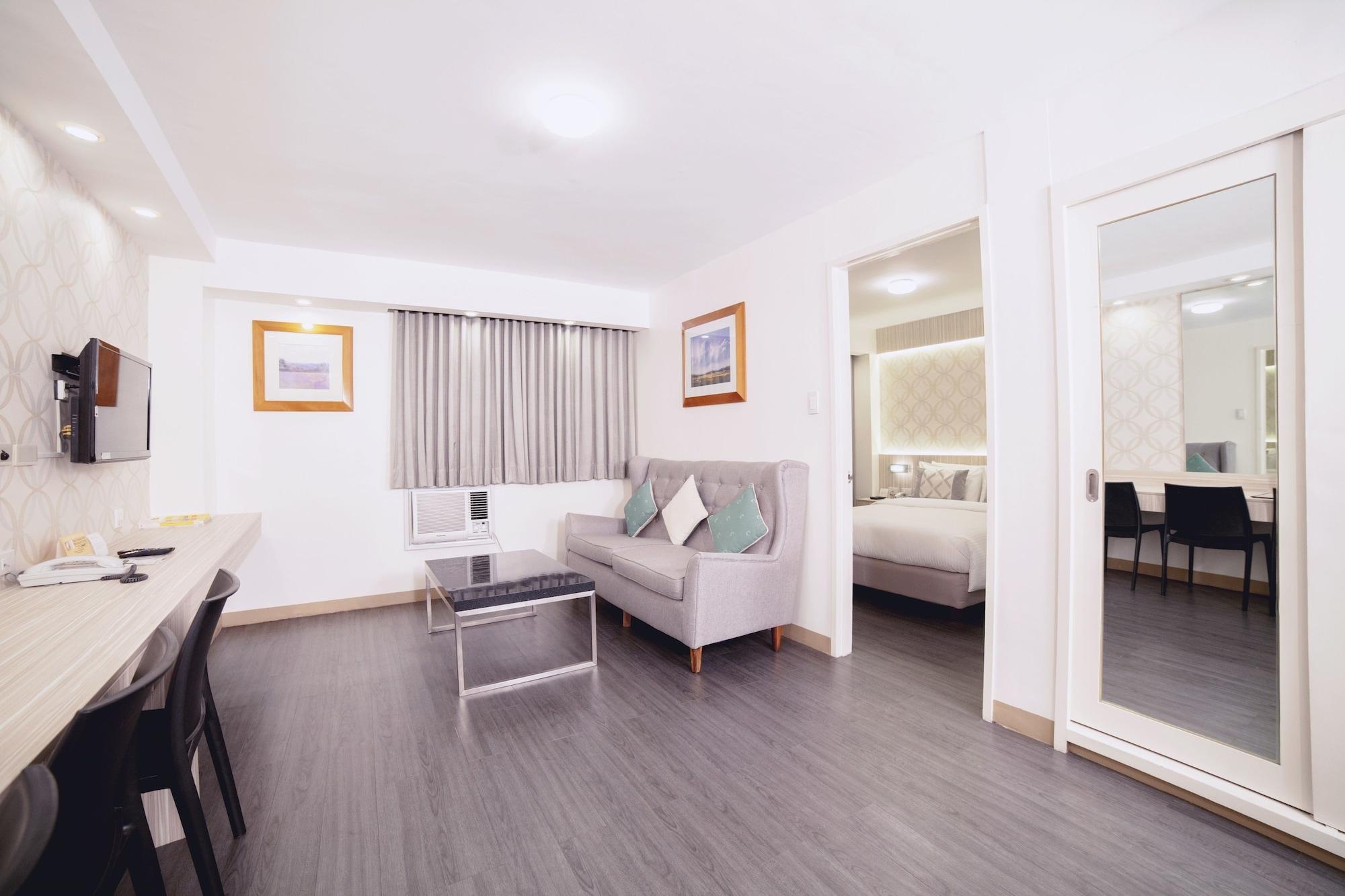 Готель The Charter House Makati City Екстер'єр фото