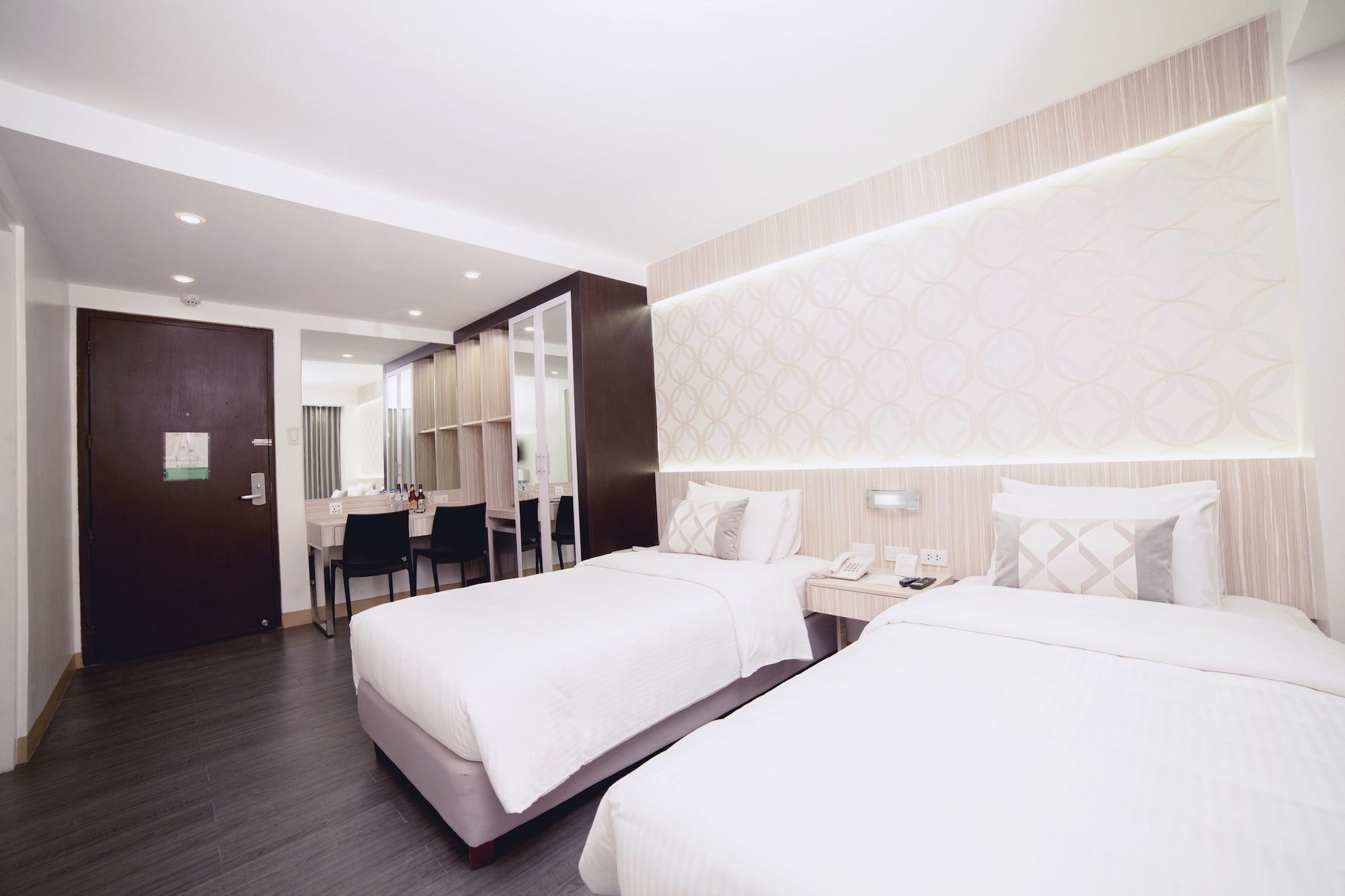 Готель The Charter House Makati City Екстер'єр фото